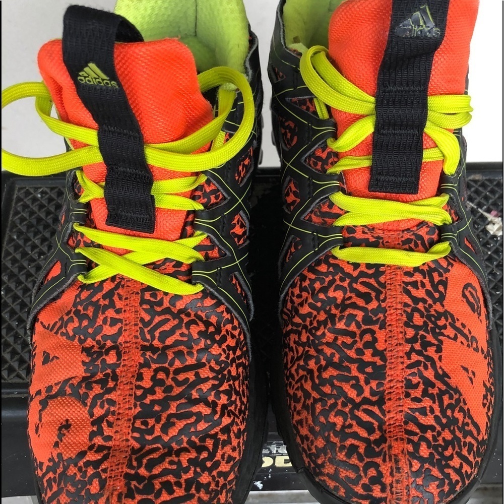 Adidas men’s vigor Bounce J energy sneakers 👟 - Picture 2 of 8